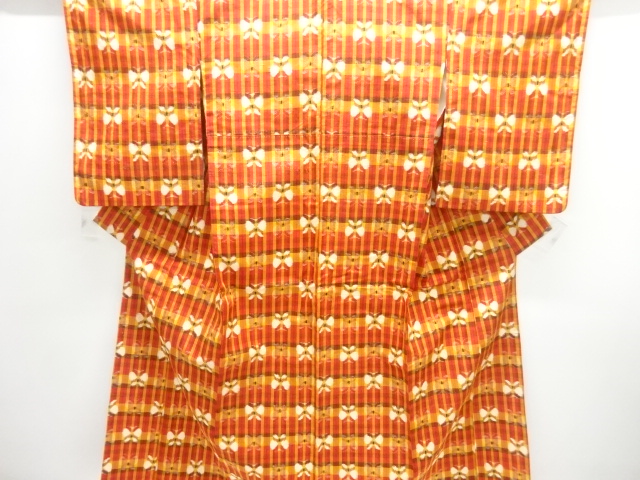 格子に蝶模様織出し手織り紬着物